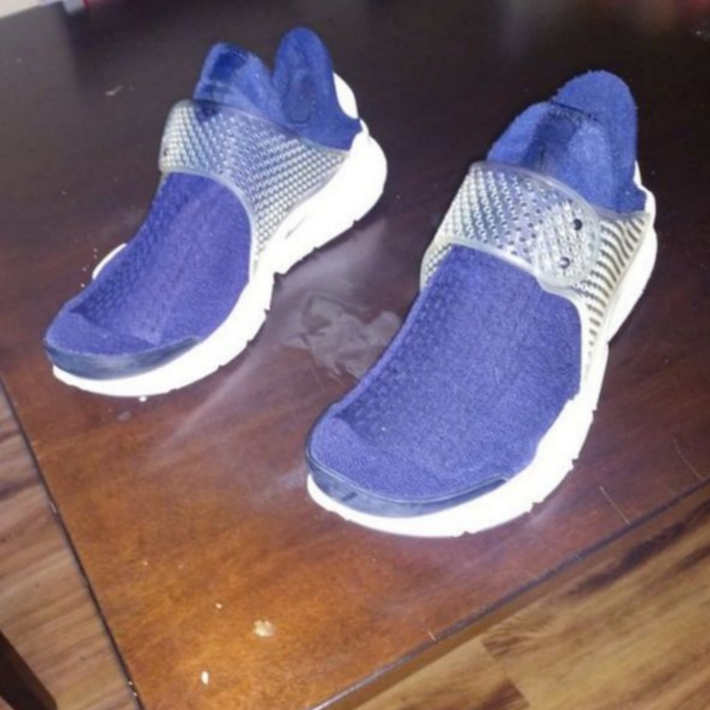 Nike "sock dart"